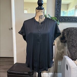 Old Navy Black Short-Sleeve Button Henley Blouse